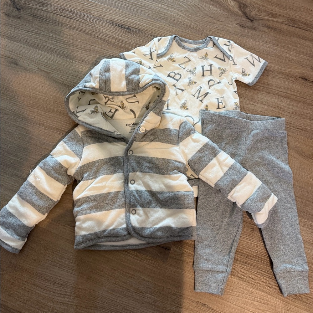 NWT Burt’s Bees ABC Set